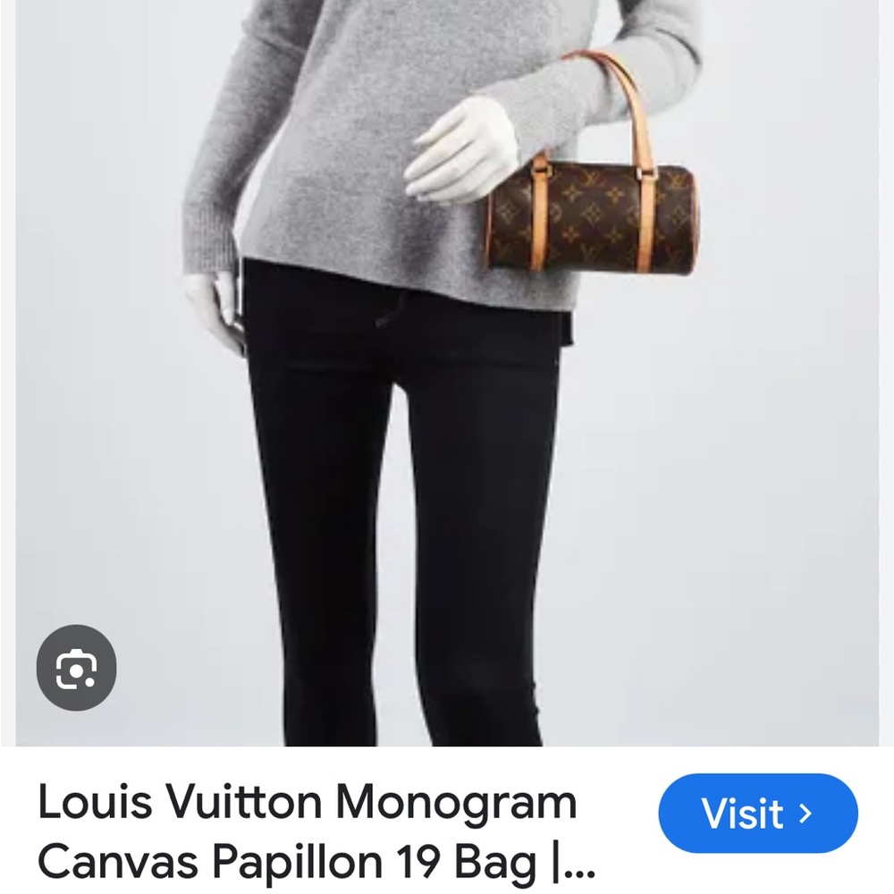 Authentic Louis Vuitton monogram Papillion 30 with pouch - Picture 15 of 16